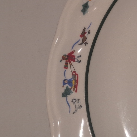 Pfaltzgraff "Snow Village" dinner plate euc - Picture 10 of 12